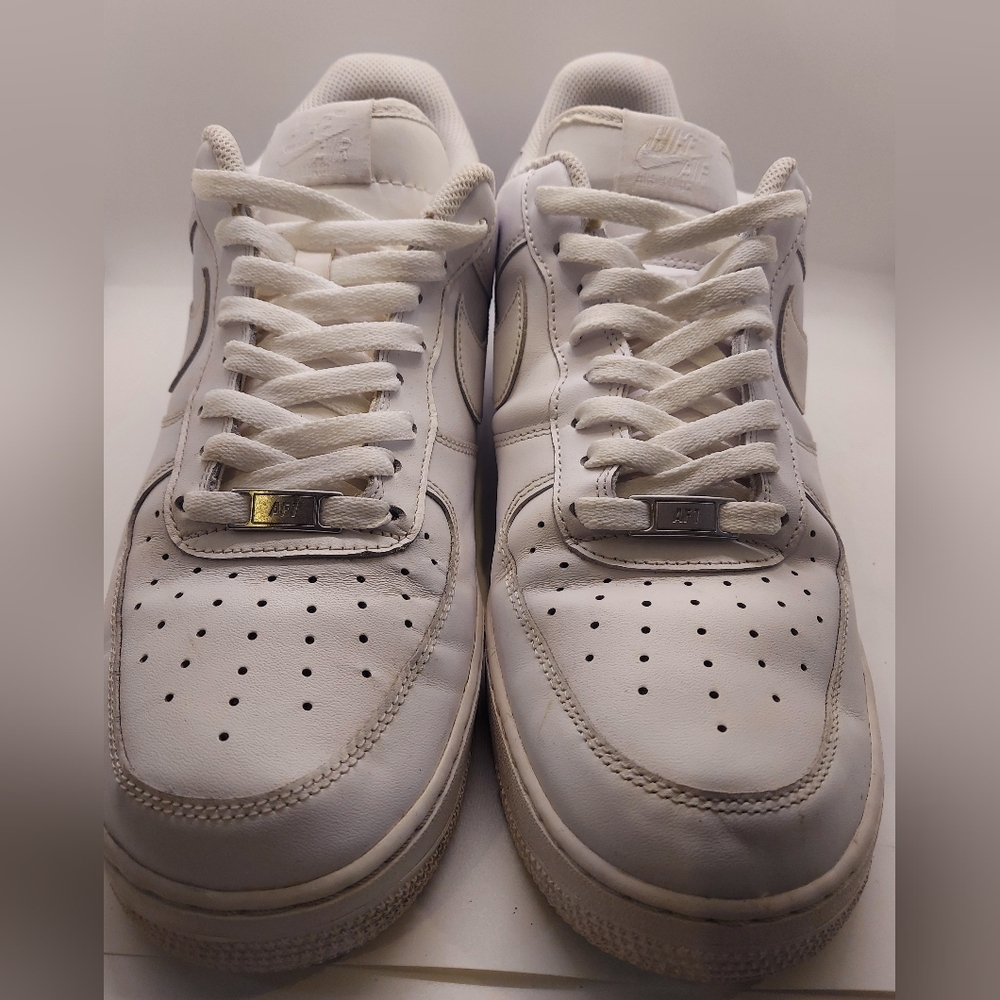 NIKE Air Force 1 '07 Sneakers Men's Size 12 - Picture 2 of 4